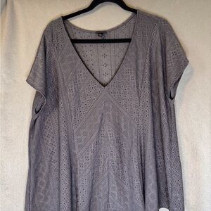 Torrid Gray Eyelet V-Neck Blouse. Excellent Condition.